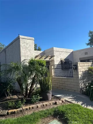 Photo #2: OC26062066 Listing 