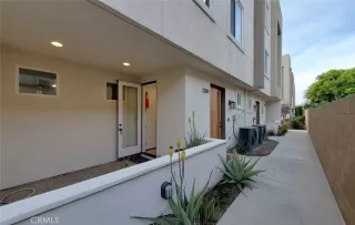 Photo #4: OC26062707 Listing 