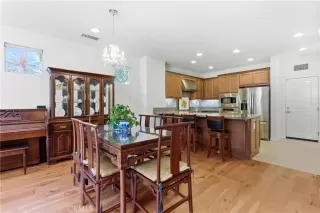 Photo #4: OC26063055 Listing