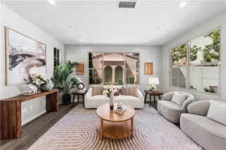 Photo #4: OC26063097 Listing 