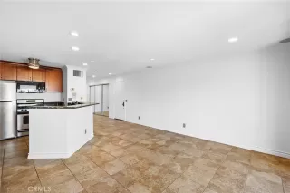 Photo #3: OC26063770 Listing 