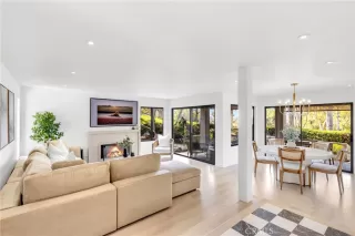 Photo #2: OC26063928 Listing