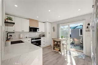 Photo #6: OC26063951 Listing 