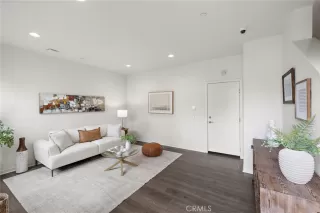 Photo #4: OC26064182 Listing 