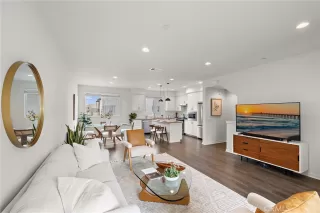 Photo #6: OC26064182 Listing 