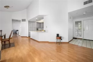 Photo #3: OC26064302 Listing 