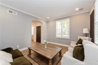 Photo #4: OC26064344 Listing