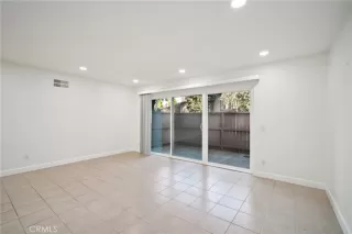 Photo #3: OC26064371 Listing