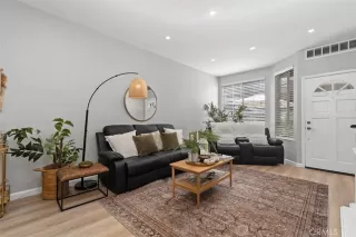 Photo #6: OC26064514 Listing