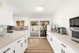 Photo #6: OC26064570 Listing