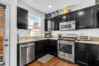 Photo #1: OC26064679 Listing 