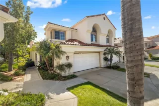 Photo #2: OC26064681 Listing