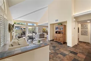 Photo #4: OC26064681 Listing