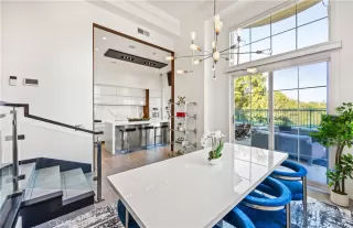 Photo #2: OC26065198 Listing