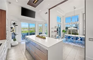 Photo #4: OC26065198 Listing