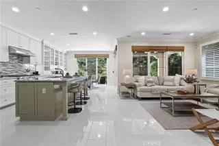 Photo #1: OC26065301 Listing