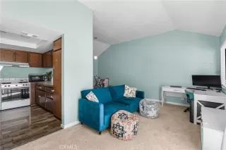 Photo #4: OC26065303 Listing 