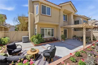 Photo #1: OC26065343 Listing