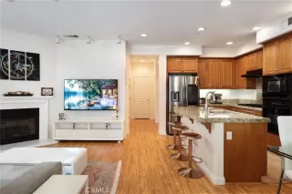 Photo #4: OC26065430 Listing 