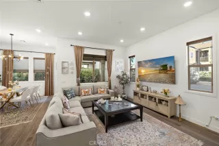 Photo #2: OC26065538 Listing 