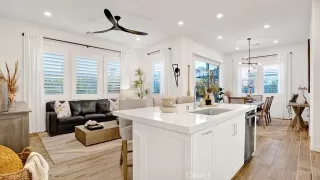 Photo #4: OC26065638 Listing 