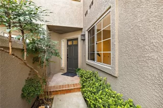 Photo #4: OC26065847 Listing 