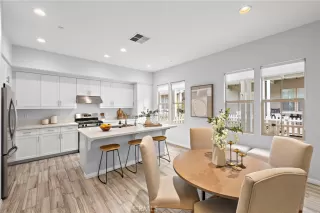 Photo #5: OC26065940 Listing 