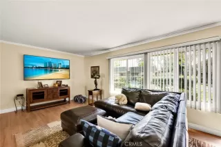 Photo #6: OC26066092 Listing 