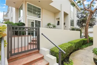 Photo #4: OC26066188 Listing 