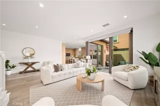 Photo #2: OC26066225 Listing 