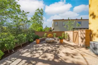 Photo #3: OC26066285 Listing 