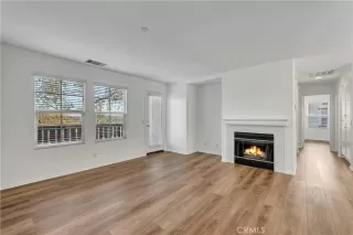 Photo #2: OC26066409 Listing 