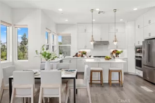 Photo #4: OC26066491 Listing