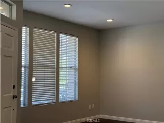 Photo #5: OC26066818 Listing