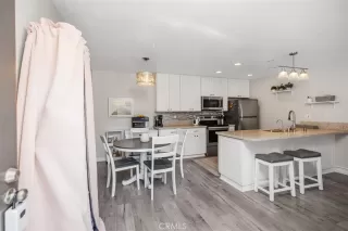 Photo #5: OC26066873 Listing 