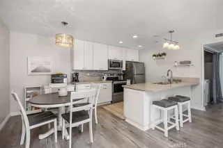 Photo #6: OC26066873 Listing 