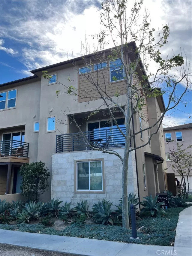 MLS: OC26066997 Condo For Sale