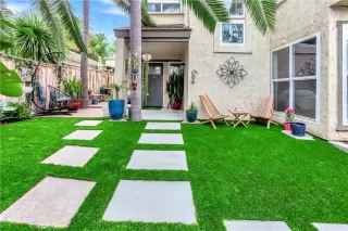 Photo #2: OC26067026 Listing