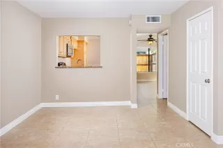 Photo #6: OC26067113 Listing