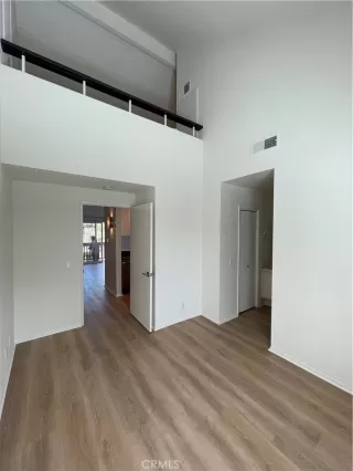 Photo #5: OC26067183 Listing 