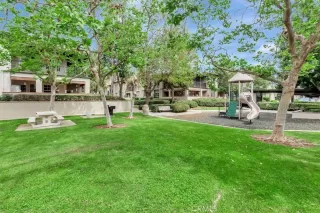 Photo #6: OC26067266 Listing 