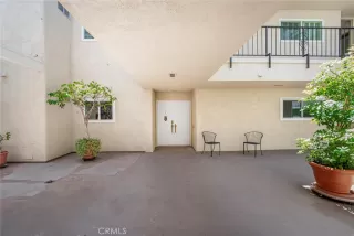 Photo #4: OC26067320 Listing 