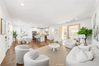 Photo #3: OC26067422 Listing