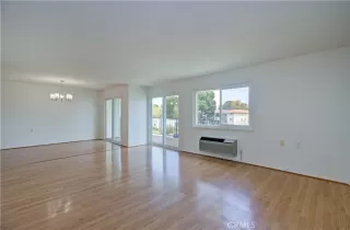 Photo #2: OC26067641 Listing