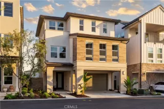 Photo #1: OC26067669 Listing 