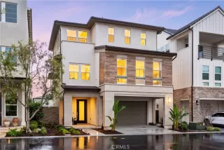 Photo #2: OC26067669 Listing 