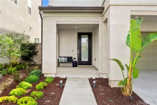 Photo #4: OC26067669 Listing 