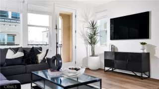 Photo #6: OC26067965 Listing 