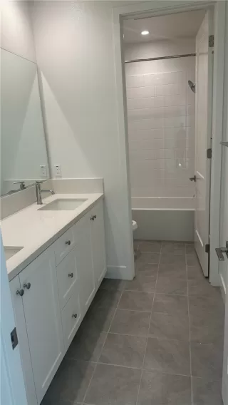 Photo #5: OC26068200 Listing