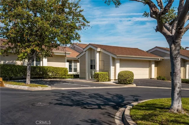 MLS: OC26068214 Condo For Sale